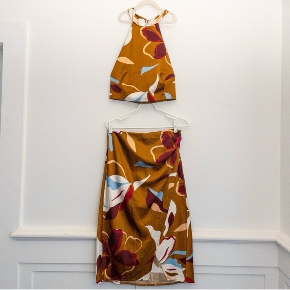 Sigrid Olsen Floral Halter Top & Midi Skirt Set S Mustard Red Blue NWT - Picture 6 of 6
